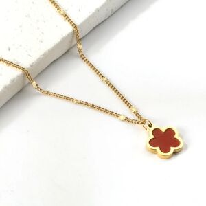 18k plated Gold Flower Pendant Necklace